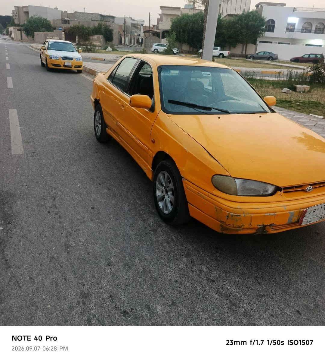 السلام عليكم سياره للبيع النترا دمعه موديل 95 رقم الماني سنويا ساقطه بال 18 عليها غرامه 170 ونقاظه سنه وصولات موجوده كير محرك شرط السعر 15 وبها مجال سياره كلها على البلاد سياره داخل خارج كله نظيف شاشه سماعات هورن لايت وين ما يعجبك تطلع تراي شراي اتصل على رقم الموبايل***********

