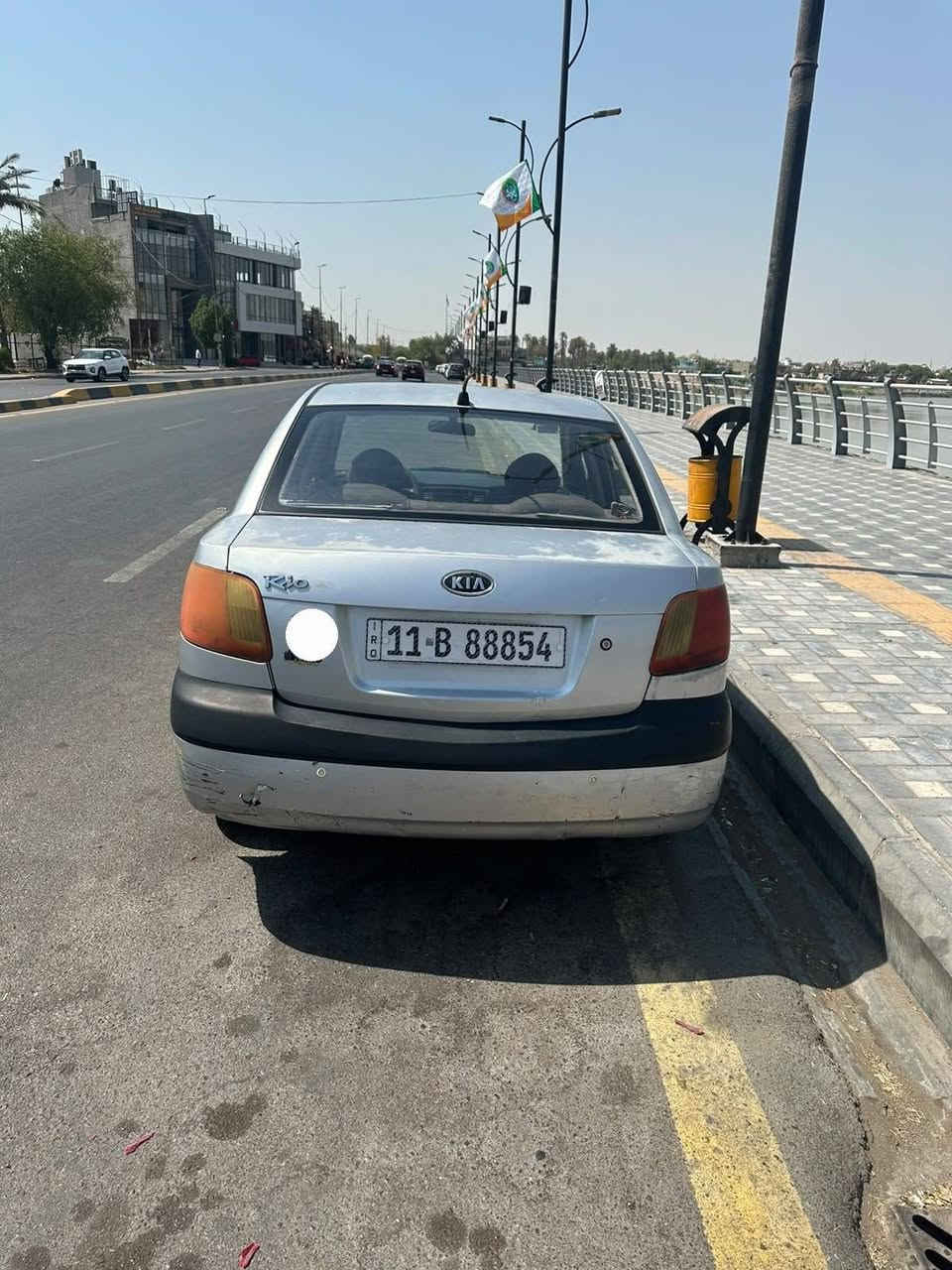 للبيع كيا ريو
موديل  2007
رقم بغداد الرقم الجديد 
محرك 1600 تبريد شغال
السياره بيها ملاحظات 
مكان السيارة بغداد 
السعر  62 وبيها مجال
للاتصال ***********
