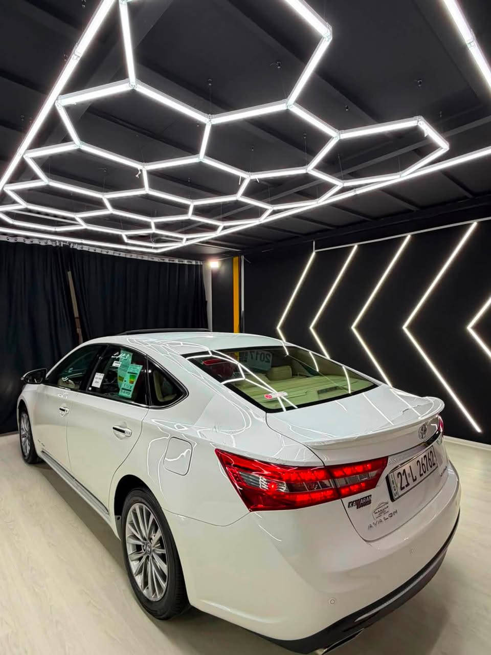 Toyota Avalon
مودیل : 2017
فول فول مواصفات - خلیجی
مواصفات  : Limited - خلیجی  - شاشة  - كاميرة - كشنات جلد و كهربائي  - بردة - کشنات حار و بارد و 
مابی صبغ کلش بشرت
محرك كير بشرط مامفتوح
‏‎سيارة حيل نظيفة كلشي عل بلاد لوك
سنوية زنكة كلشي جدید
باسمي السنوية بشرط تحويل و غرامة 
‏‎سيارة مابيـها دينار مصرف كامل من كل نواحي
‏‎رقم شيمالي 
‏‎نفس يوم /تحويل و وكالة حاضر 
‏‎مكان /داخل سليمانة
رقم موبایل : *********** - ***********
سعر 258
