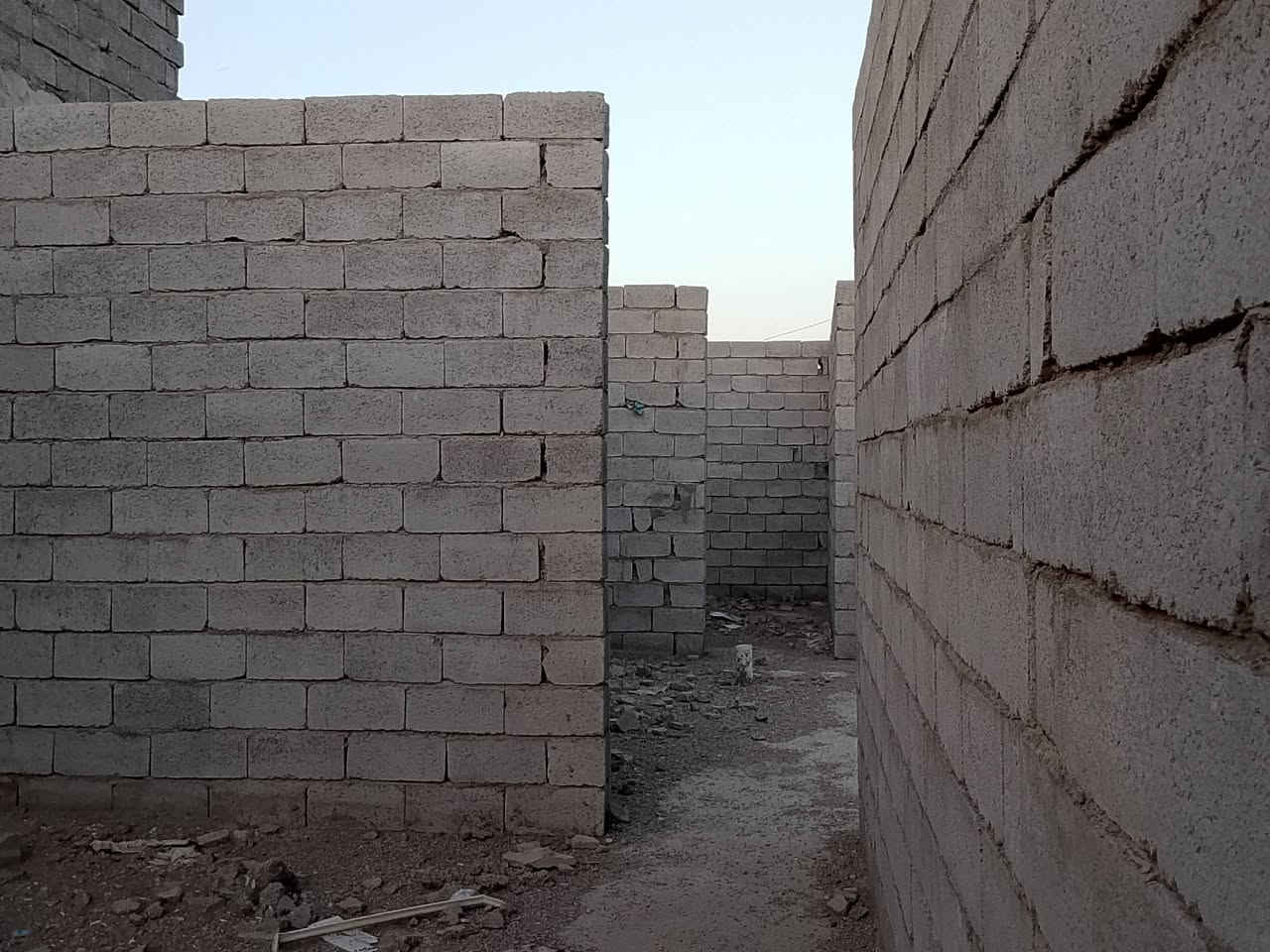 سلام عليكم هيكل البيع في مطقت الزنابره عل شاعره العام لبكان تجاري ***********
