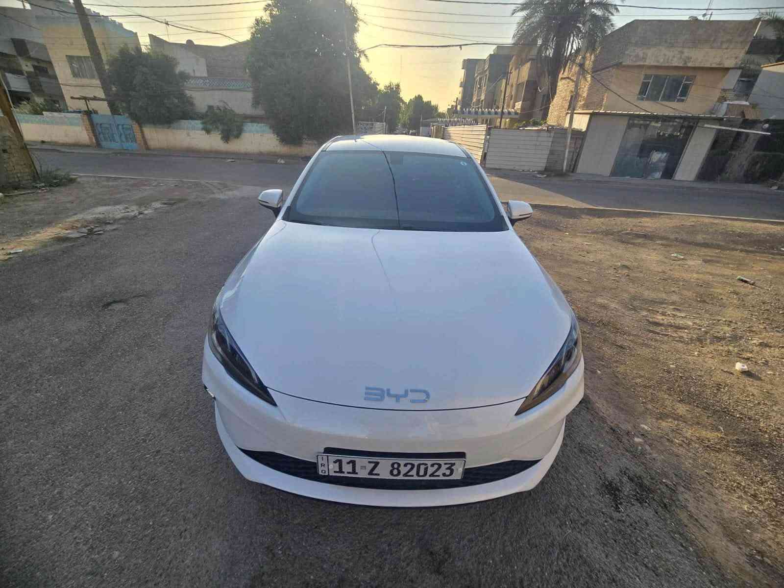للبيع سيل فايف موديل 25
ماشيه 19000
مكفولة كفاله عامه 
ويل كب 
بلوجكترات 
داخل جلد رصاصي 
اوتو هولد 
4 وضعيات قياده 
وايرباكات 
وبقية المواصفات العادية 
***********
المامون مقابل سيد الحليب
