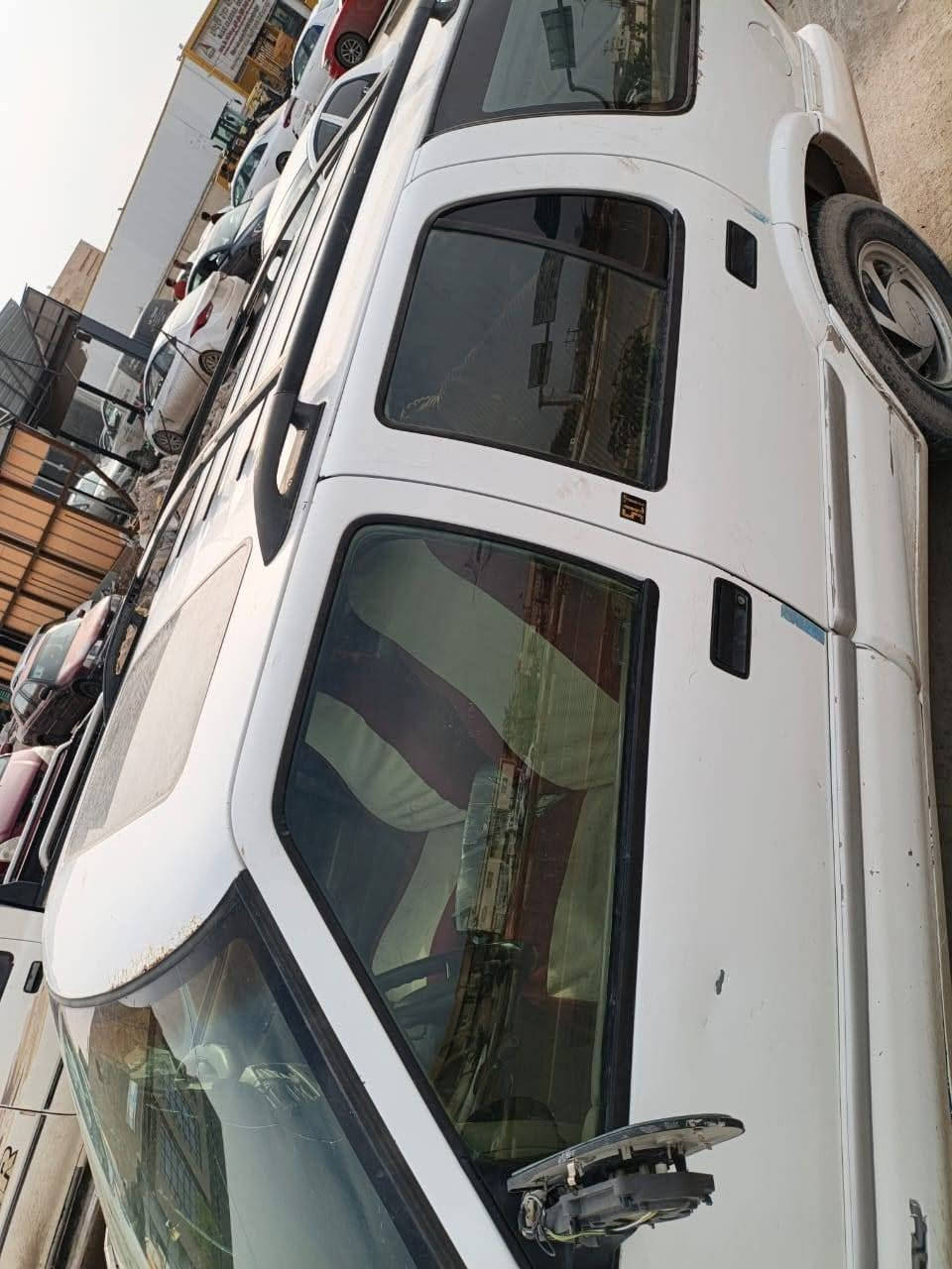 سلام عليكم بلايز موديل 2000.ابيع اصوليات فقط رقم بغداد ومداور الباقي كوم حديد سعر 30وبيها مجال لاتصال *********** مكان البصره لعلم سياره شقاله وتمشي خير من الله
