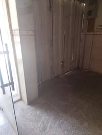 محل تجاري • شارع ٦٠ • واجهه ٥٫٥م