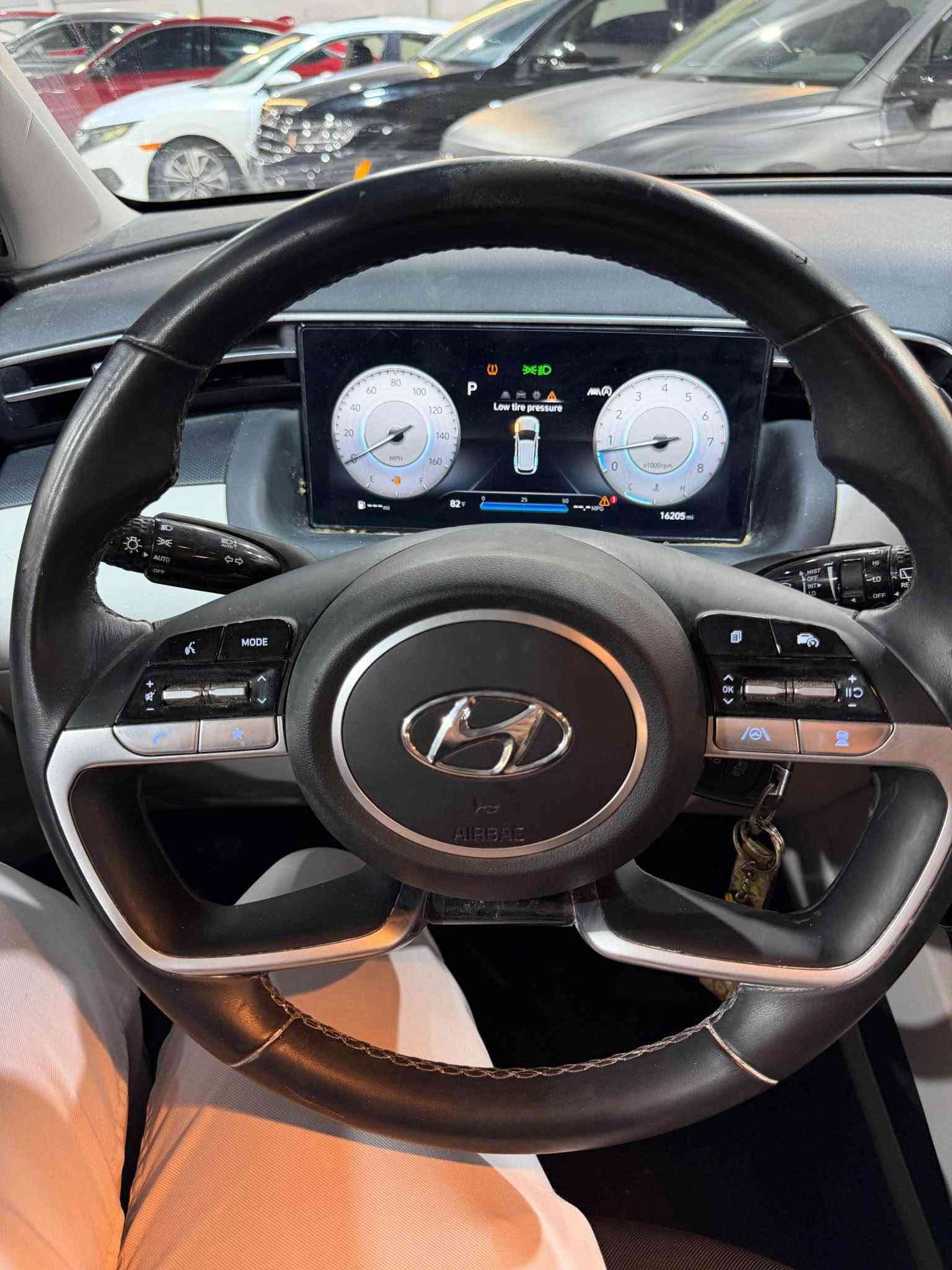 Hyundai Tucson 2024
للاقساط 🔥مقدمة (90$)
***********
***********

سيارة SEL 🔥
ماشية فقط 17 الاف مايل
فوول مواصفات عدا بنوراما
كراسي ،هيتر 
تحكمات ستيرن
شاشة
كاميره
رادارات ٣٦٠ درجة
بريك بصمة
اوتو هولد
شحن وايرليس
٣ انضمات قيادة
محرك ٤ سلندر ٢٥٠٠ تنفس طبيعي
ضرر❌٥ قطع و وبع قمارة ابيعه صبغ عام بجم سليم
أرباك ستيرن و داشبورد سليم١٠٠/١٠٠
موجودة 📍اربيل معرضBRWA CARS 🚘 
بدون رقم تترقم شمالي ١٥ ورقة

***********
*********** أربيل, العراق
