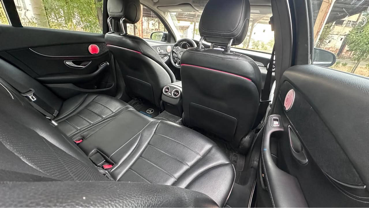 Marsedes C300 2016
2.0 turbo
✅ کلین تایتل
✅ بێ بۆیاخ دەعامیشی بۆیاخی نییە
✅ بێ پارچەگۆڕین
✅ بێ سارد
✅ تەنها نیو چەمولەغی دواوە بۆیاخە بی ناوگرتن
✅ فول فول مواسەفات بەس سلاید نییە
✅ ناوی کامل LED واتە AMG 63
✅ هەموو سێرڤسیکی کراوە
✅ یەک دینار مەسرەفی تێدا نییە
✅ ویلەکانی+عەتەر AMG یە
✅ڕاداری پێشەوەیە 
✅ئاوێنە فۆتۆ و شەفتە 
✅دەبڵ ماوسە
✅بەسمەیە
✅لایتی پێشو دوای کراوە بە مایباخ
✅مکەبەرەی burmester ئە
✅زۆر کەم ڕۆشتوە یەک دەست📍 ٨١,٠٠٠ کیلۆمەتر
💁🏻سەنەوی تازە تا ساڵی ٢٠٣١ بەناوی خۆمەوەیە 

ئۆتۆمبێلەکە لە هەموو ڕووێکەوە زۆر خاوینو تازەیەو نمونەیە لە جوانیا 

‏***********
مكان سليماني
Mercedes C300 موديل 2016

✅ كلين تايتل (Clean Title)
✅ بدون صبغ نهائياً (حتى الدعاميات أصلية بدون صبغ)
✅ بدون تبديل أي قطعة
✅ بدون بارد
✅ بس نص چملغ خلفي مال سكن مصبوغ، بدون دواخل.
✅ فل كامل المواصفات، ما عدا فتحة السقف (سلّايد)
✅ داخل السياره LED كاملة بتصميم AMG 63
✅ سرفس السياره جديد مابي اي نقص
✅ لا تحتاج إلى أي مصروف
✅ جنوط وعادم AMG
✅ رادار أمامي
✅ مرايا فوتوكروميك مع شيفتات تبديل السرعات
✅ دبل ماوس
✅ بصمة تشغيل
✅ الأنوار الأمامية والخلفية معدلة إلى شكل Maybach
✅ نظام صوتي Burmester
✅ والسياره باسمي اتحمل تحويل و غرامات ماشيه السياره📍 81,000 كم💁🏻 الفحص (السنوية) جديد حتى عام 2031 وباسمي.

السيارة نظيفة جداً من جميع النواحي، بحالة ممتازة، وتُعد نموذجاً في النظافة والجمال.

📞 *********** الرقم بي واتساب

مكان السياره سليمانيه
173 $ السليمانية, العراق

