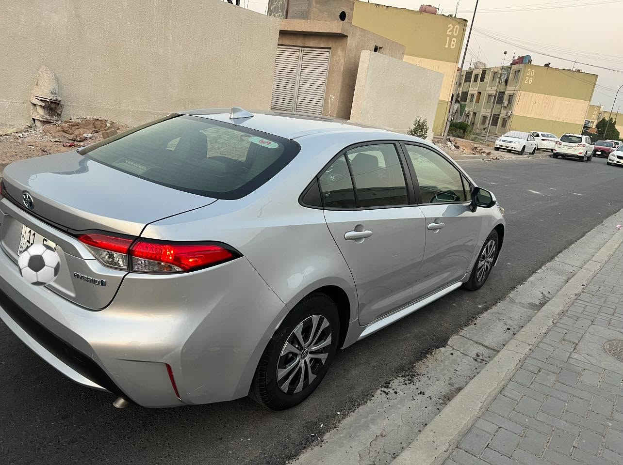 السلام عليكم كورلا للبيع موديل 2022 هايبرد وارد أمريكي حادثها جاملغ بدون ايرباك ايرباكاتهه كلهه سليمه صور الحادث مرفوقه بالمنشور السياره فول مواصفات عدا الفتحه السياره بصمه رقم بغداد الدولي باسمي تحويل مباشر العنوان بغداد السعر 142 بيها مجال رقم الهاتف ***********
