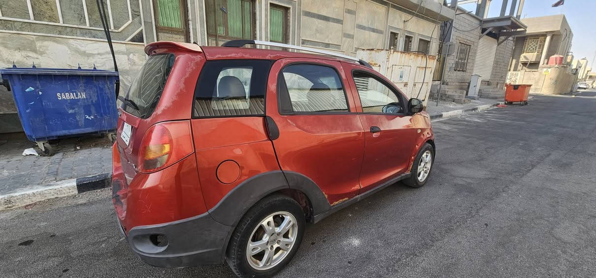 شيري X1 لون احمر مثل ما موضح بالصور جاهزه تبريد شغال شرط التحويل سعر ٣٥ وبيها مجال بسيط مكانها البصرة الطوبة والنخيلة 
للاستفسار اتصال او واتساب 
***********
