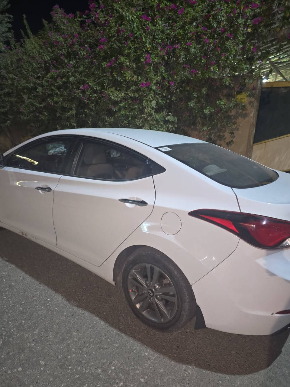 🚘 للبيع | النترا 2016 خليجي
✨ فول مواصفات وبحالة جيدة
🔹 فتحة سقف
🔹 تحكم ستيرن
🔹 مرايا شفط
🔹 داخلية صاج
🔹 السيارة مكفولة، ما عدا البسونار
🔹 السنوية جديدة لغاية 31

📍 الموقع: كربلاء المقدسة

💰 السعر: 124$ وبيهه مجال
📞 للاستفسار والتواصل:
***********
