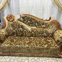 طقم قنفات • خشب مزخرف • حالة جيدة