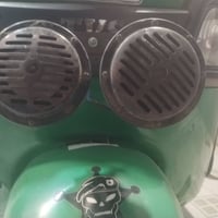هورنات لبيع بوش يراني محورات دكتهن حلوه  رايدهن ب160وبيهن مجال  078745...