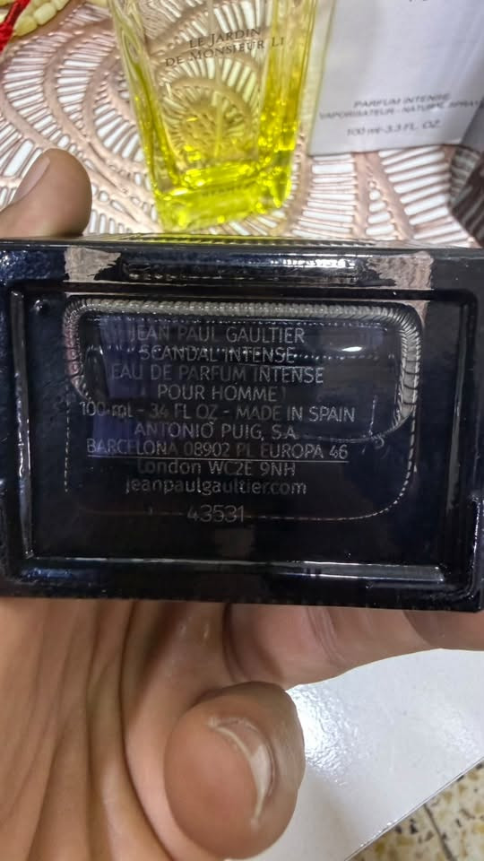 للبيع ٣ عطور اصلية ضمان تجي تاخذهم من البيت
بوس ذا سينت الكسير تيستر مستخدم ٣ مل / ١٠٠ الف 

هيرمس لي جاردين بدون علبة ممستخدم / ٨٥ الف 

سكاندل انتينس مستخدم رشات بدون علبه / ١٢٠ الف

بغداد البياع ***********
