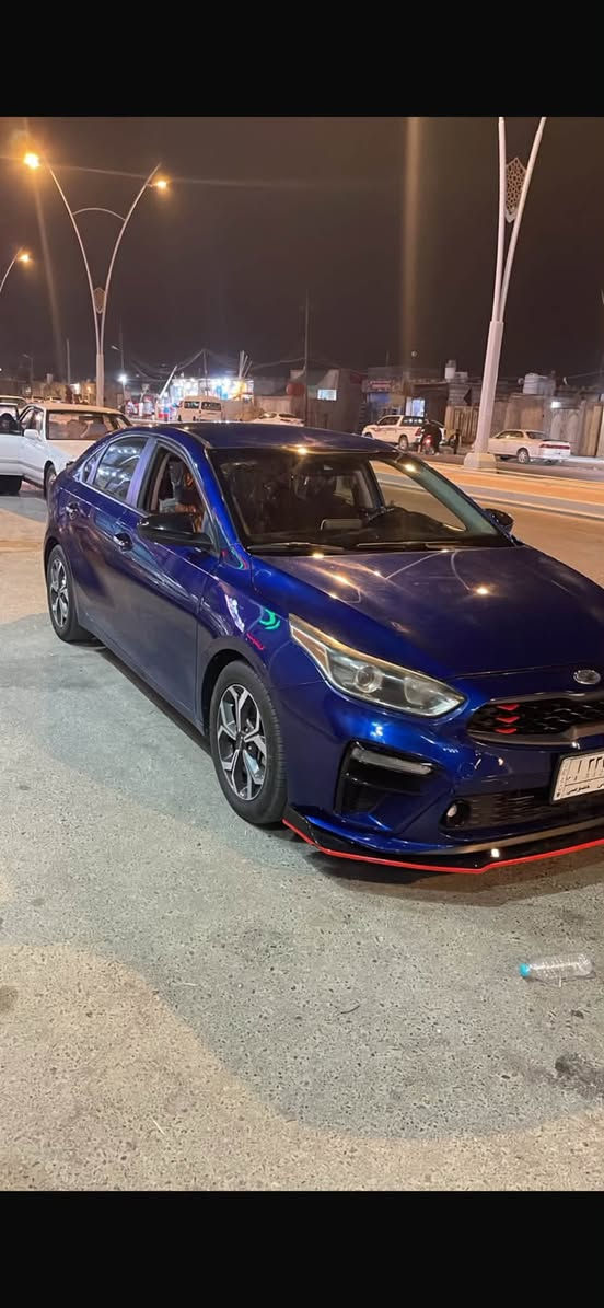 كيا فورتي موديل ٢٠٢١ معوقين بعد اربع اشهر تصبح حرة ( السيارة حالياً بيها حادث بابين الجهة اليمنى ) 
هاي الصور قبل الحادث للتواصل هذا رقم الواتساب فقط ***********  اللي يريد صور بعد الحادث ع الخاص السعر 95 ورقة
