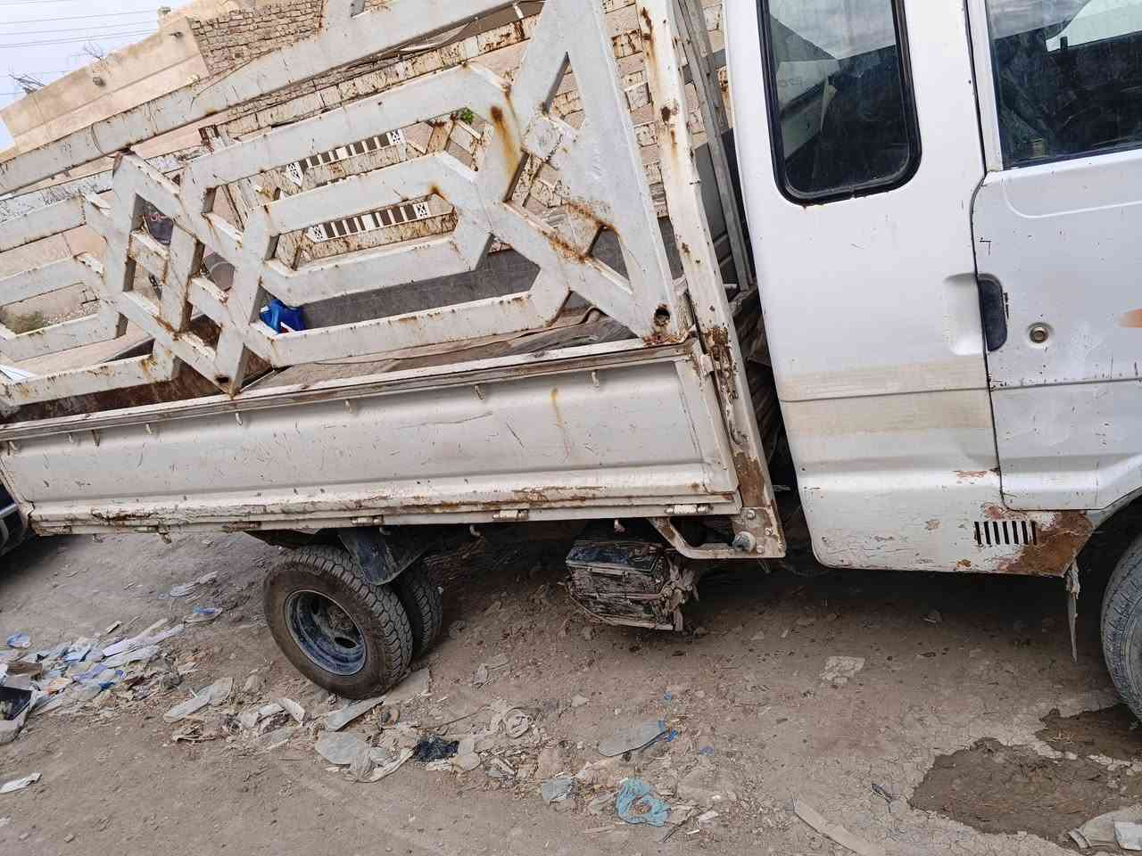 السلام عليكم بنجو للبيع موديل 96 سياره محرك جير اكسين كفاله السعر 45 وبيها***********

