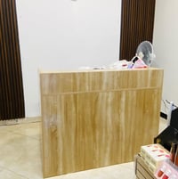 ٤ فاترينات • ميز كاشير • كربلاء