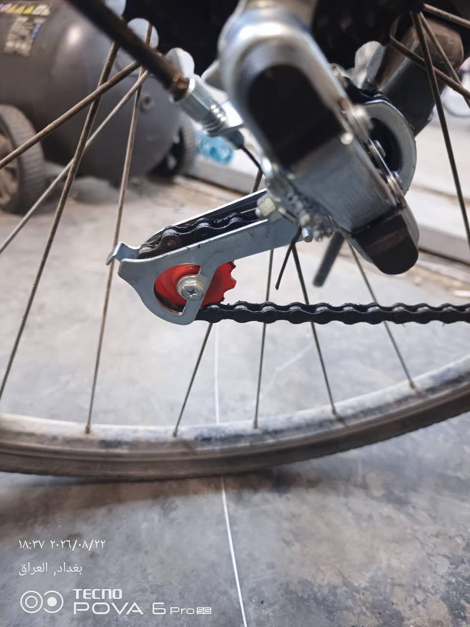 بايسكل هجين c700 نضافه 90٪ خامه المنيوم يعني أنسه شي اسمه زنجار 🚲🚲 عقرب جديد كلشي بي شغال انضف من الصوره كير شيمانو ماركه ياباني      PROGRESSIVEارجع وكول خامه المنيوم وزن خفيف ريشه بايسكل سباقات او اراضي صخريه، 👏 كشن رياضي خفيف المنيوم رقم الهاتف ‏‪***********‬‏ السعر 120الف او بي مجال
