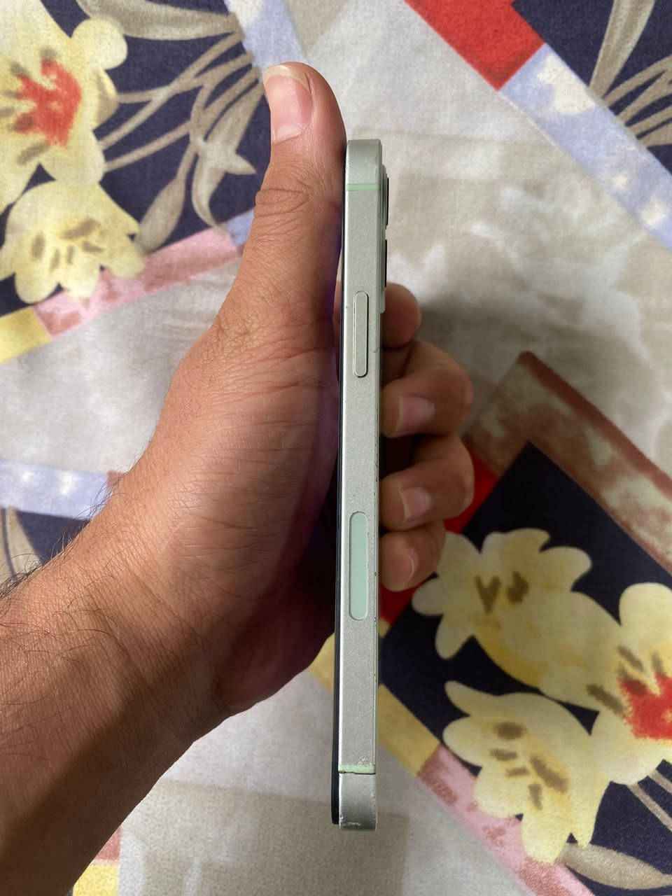 آيفون ١٢ • ٦٤ • مبدل شاشه وبطاريه