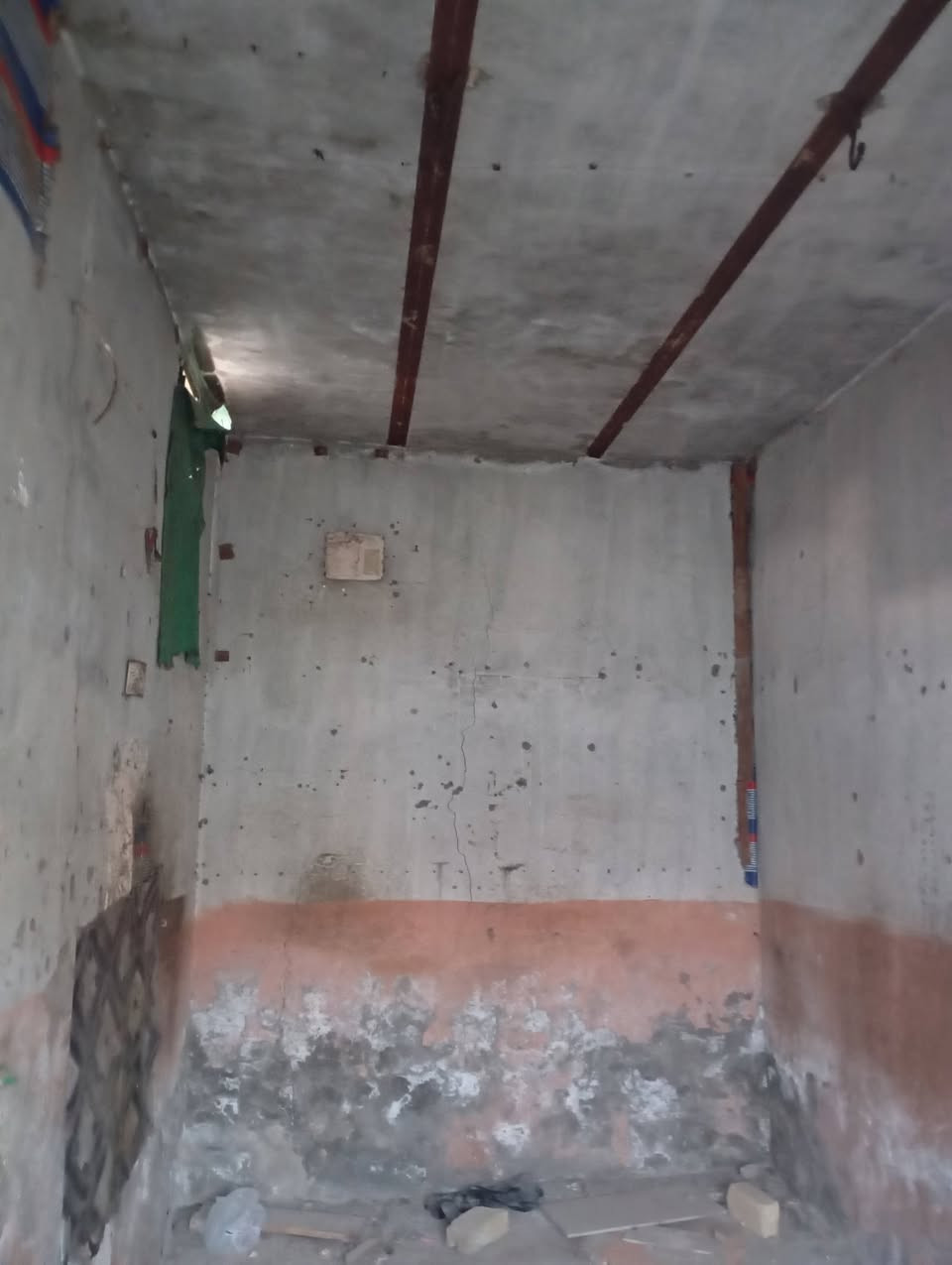 بيت زراعي للبيع المساحه 120 م في حي الزهراء شارع سيد جبار السعر 12 مليون وبي مجال رقم 
جوال ***********0  
***********
