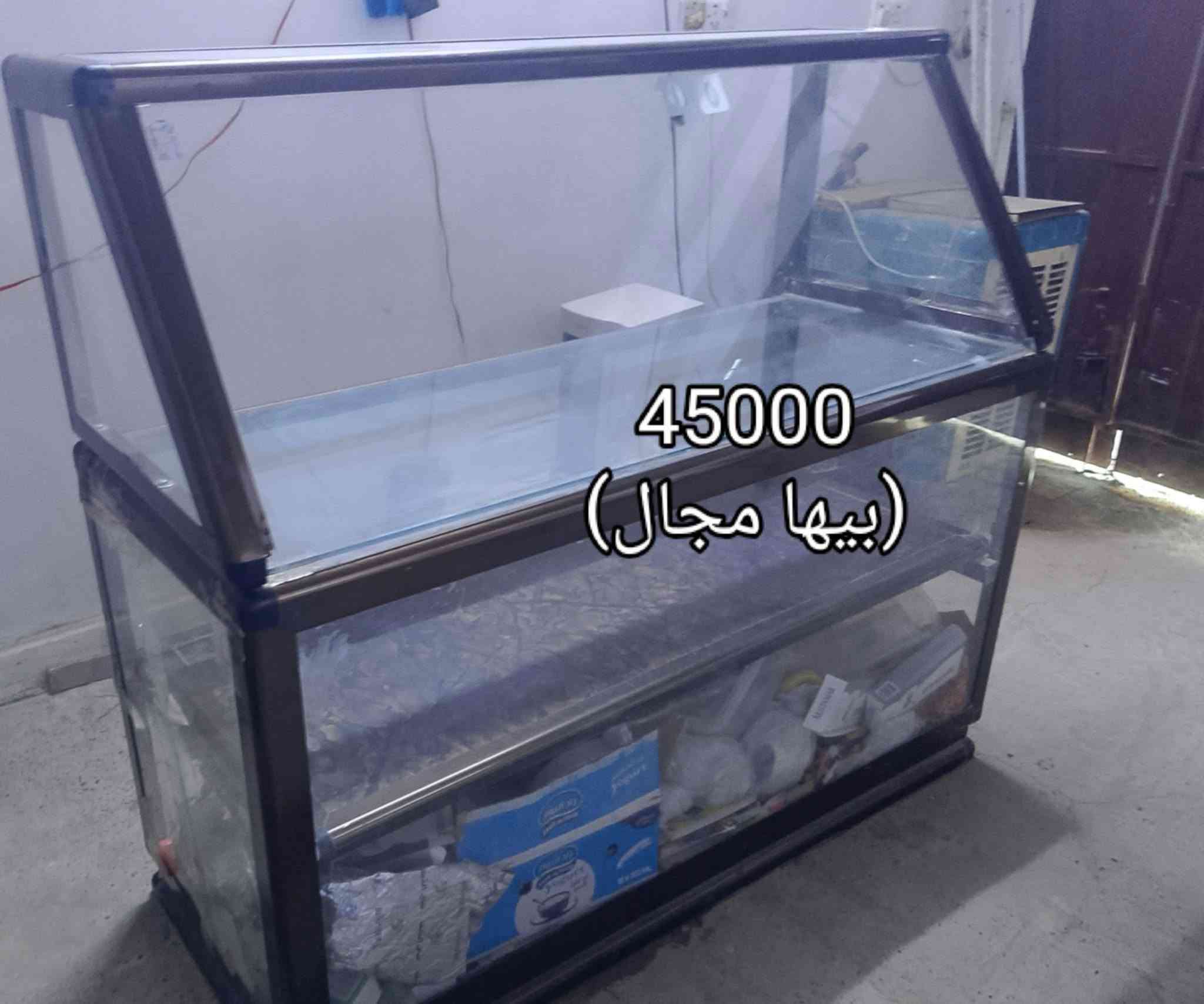 غراض اسواق للبيع الأسعار موضحه بالصور ***********

نص مكتوب في الصور:
- 40000 (بي مجال)
- 30000
- (بي مجال)
- الوحدة 15000 (بيها مجال)
- 45000 (بيها مجال)