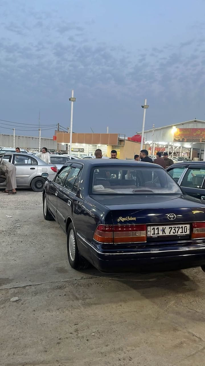 السلام عليكم 
راس ثور تكم 
موديل 1999
سياره تخم تاير جديد حداديه جديده سياره ماناقصه اي شي جديده كفاله عامه من ضربه وكصه وعيب شرعي رقم بغداد تحويل ثاني يوم سعر 100وبيه مجال بسيط مكان سياره النجف الأشرف ***********
