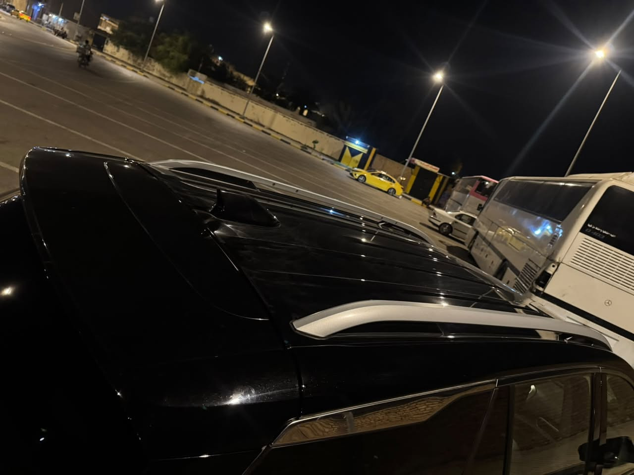 🔥 **للبيع GMC Terrain 2024 SLT – فل مواصفات** 🔥

🖤 **اللون:** أسود

📅 **الموديل:** 2024

🏷️ **الفئة:** SLT

⚙️ **المحرك:** 1500 تيربو

🛣️ **الممشى:** 45,000 كم

🔢 **الرقم:** أربيل

📍 **السيارة موجودة في:** واسط

✨ **المواصفات والتفاصيل:**

• محرك 1.5 Turbo

• فئة SLT

• لون أسود أنيق

• داخلية مرتبة ونظيفة

• استخدام شخصي

• السيارة حاضرة للفحص في أي مكان يختاره المشتري

⚠️ **ملاحظة بكل شفافية:**

السيارة بيها **صبغ بالبونيد والجاملغ**، وما أخفي أي معلومة عن المشتري، والفحص موجود.

💰 **السعر: 175 ورقة**

***********
