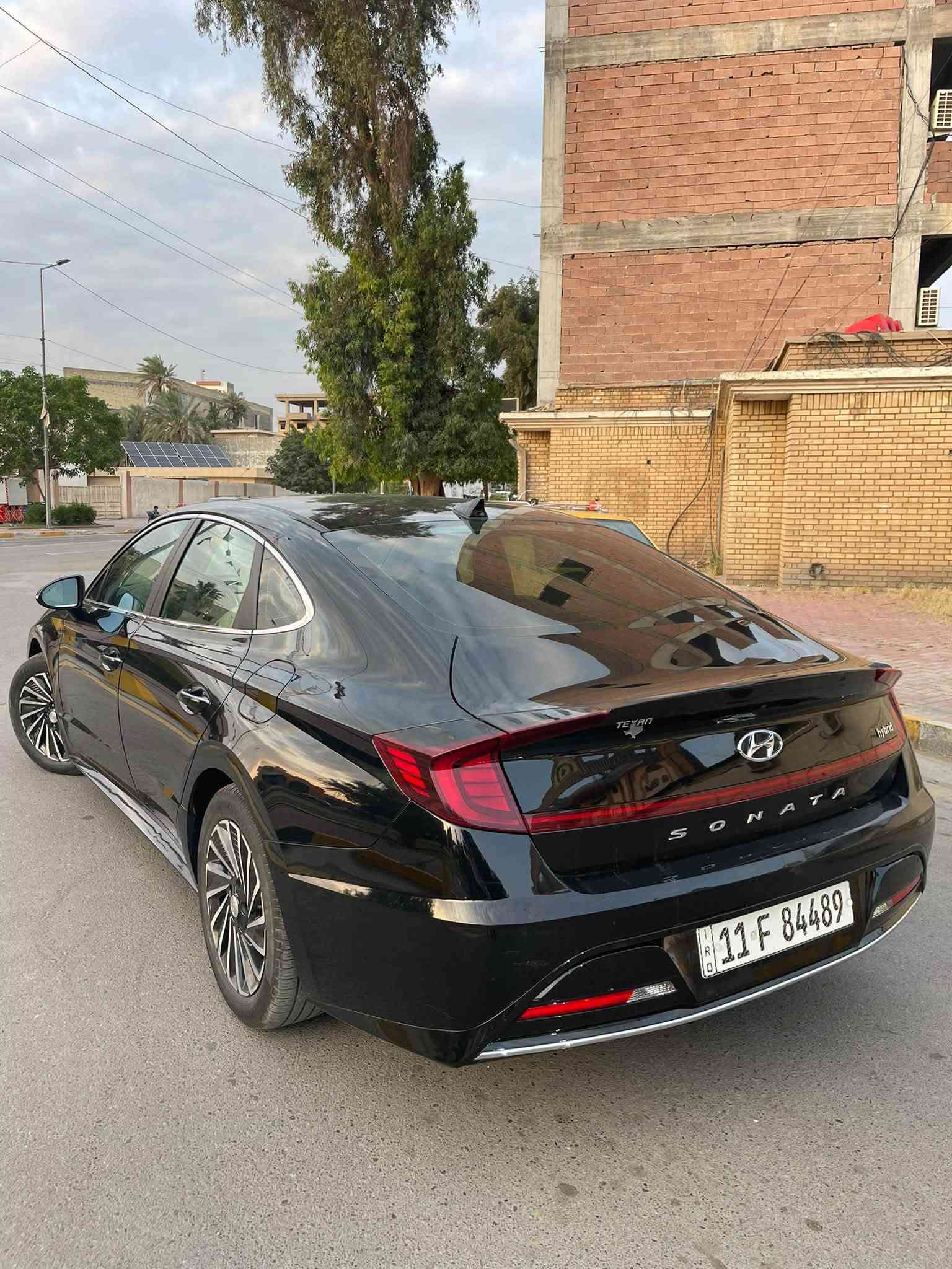 سلام عليكم
سوناته 2023 ورارد امريكي هايبرد
بدون صبغ  وبيه قطعتين مبدلة بلادي نفس الون
سياره كلش جديده وماشية 23mi
محرك 2000 دوش

الموصفات
-بصمة مع بصمت ابواب وصندوك
-رادار امامي وخلفي وجانبي
-تبريد قطعتين

-Usp/Aux
-شاشة
-ثلاث وضعيات للقيادة( Normer-Sport-Eco)
-نظام اوتو هير 
-هندر بريك دكمة
-تحكمات ستيرن
-كشنات كهرباء
-تدفئة كشنات
-كير دكم P-R-N-D
-تدفئة ستيرن
-لد امامي خلفي
-كامرة
-حساسات خلفية
-بصمة عدد 2
- داخل ابيض
-شفتات ستيرن
سيارة فول موصفات ماعده الفتحة
السعر ب 149$ وبيه مجال
للاستفسار
***********

