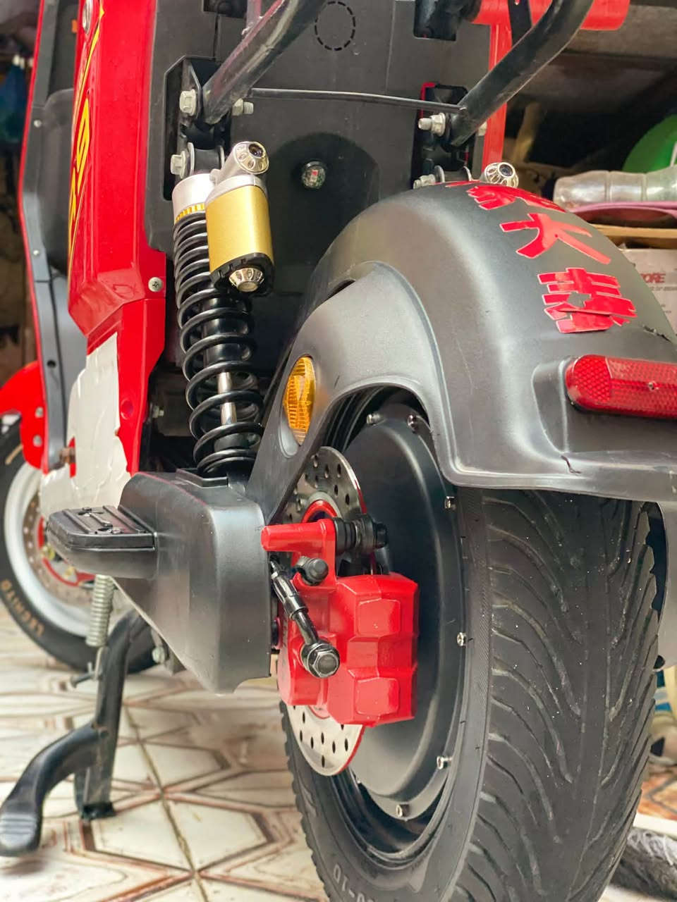 R9 • موديل ٢٦ • ٦ بطاريات ٣٢ أمبير
