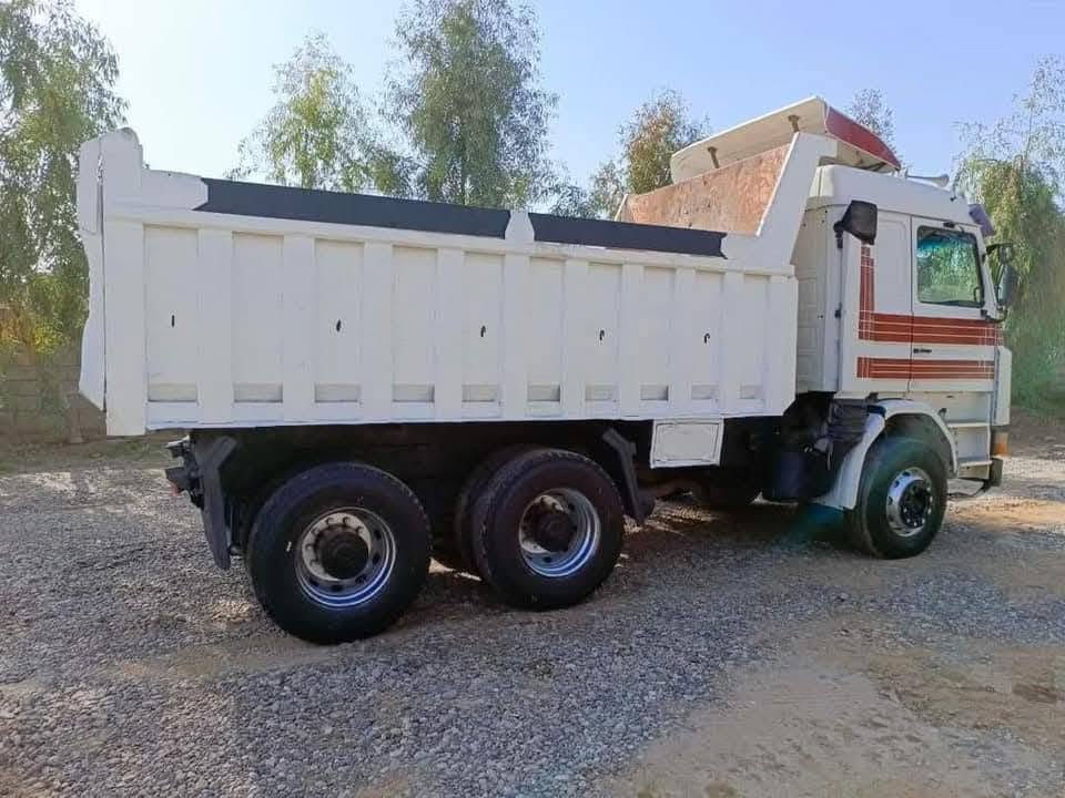 سكانيا • ١٤٣ • شاحنة