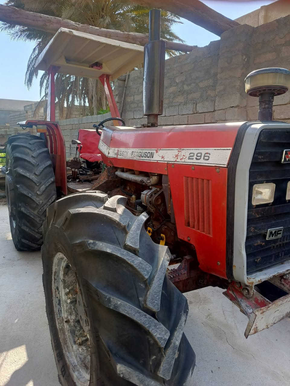 تركتر فورگسن نگليزي موديل 1989دبل أكسن للبيع بي تبخير تنقيص ماكو أتيارات أجدام جدد طگ أتيرات الوره نص عمر  هاذه رقم راعيو *********** لا تراسلني أني مكلف بنشر
