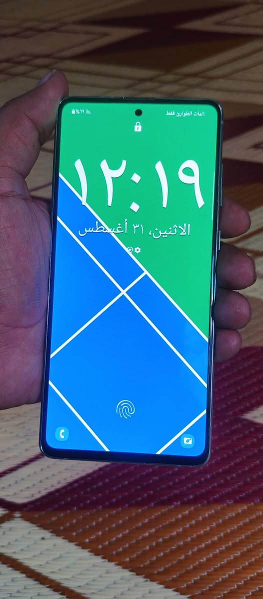 ماعندي توصيل بدون غراض فقط مبدل ضهر باقي بلادي
فقط بس شراي يتصل ع خط يجي نفس وقت 
اسم جهاز نوت 10 لايت نضافه 95 بل 100
ذكرته 128 رام 8 بوبجي 90 فريم سلس شحن يطول يوم 
كامره تخبل صوته عالي دبل شريحه بصمه بل شاشه سريعه 
سعره 170 قفل قفل 170 مكاني بغداد حي نصر رقمي ***********

