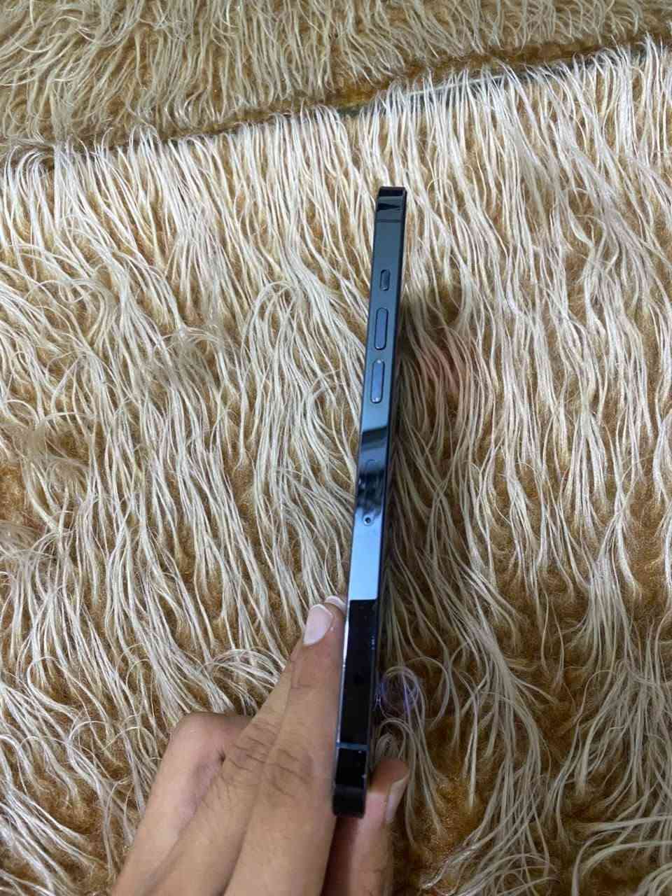 سلام عليكم ايفون 12برو ماكس ذاكره 256
مبدل بطاريه 100
مبدل شاشه اصليه تلاث اختيارات 
دبل شريحه كارتونه موجود 
السعر 320وبي مجال
الرقم ***********
