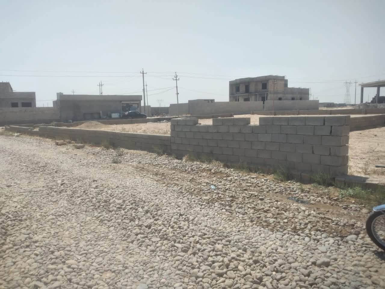 ٣٠٠م • مسيجه • مقابل الواحه