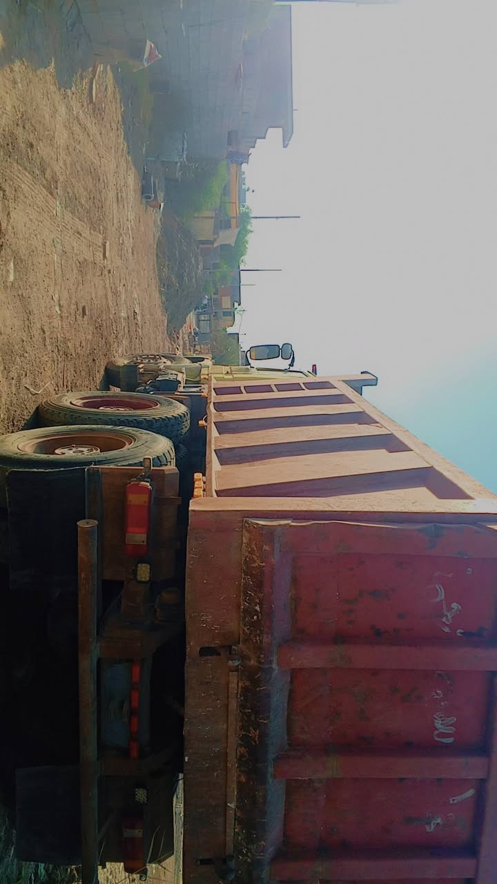 سلام عليكم
⭕ سكانيا للبيع موديل 1990 سياره جاهزه ما بيها اي نقص تبريد شغال سياره جاهزه للشغل سياره مكانها كوت الرقم للاتصال *********** 
واتساب،***********
