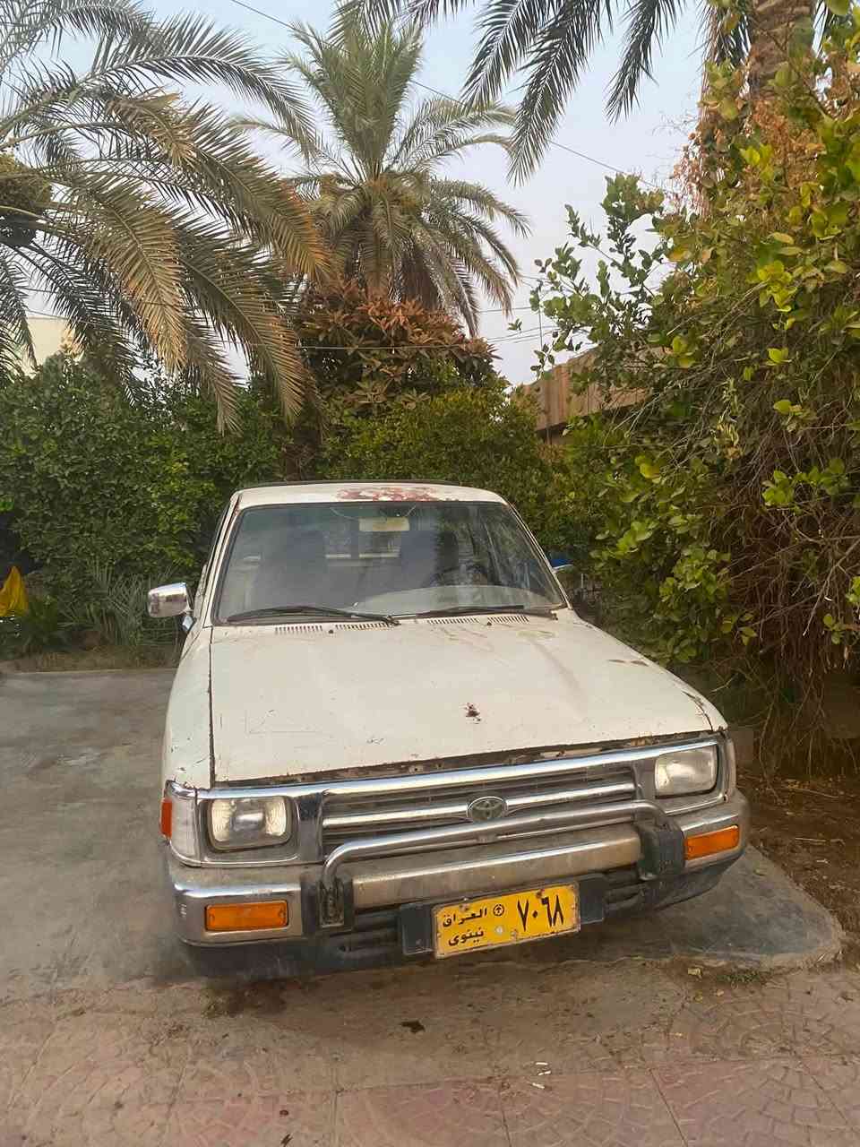 السلام عليكم 
للبيع 
بكم 92
سياره كير اتوماتيك محور بطه
محرك بي تبخير  والكير بالشرط 
الكشر شوف العين البدي مابي اي شك او زرف 
عندي بيها واجهيه مال مرور صاحبها ماندله
السعر 15 وبيها مجال
غير متواجد عالخاص 
***********
