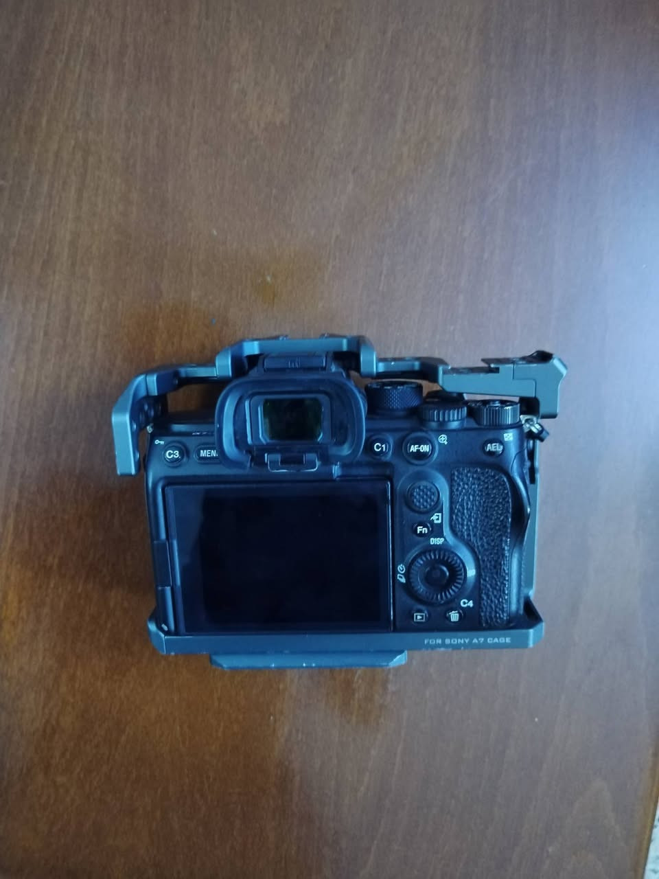مرحباً شباب
كاميرا للبيع
sony a7Slll
كاميرا نظيفة كلش من كل الجوانب
للاستفسار التواصل على الخاص 
***********
