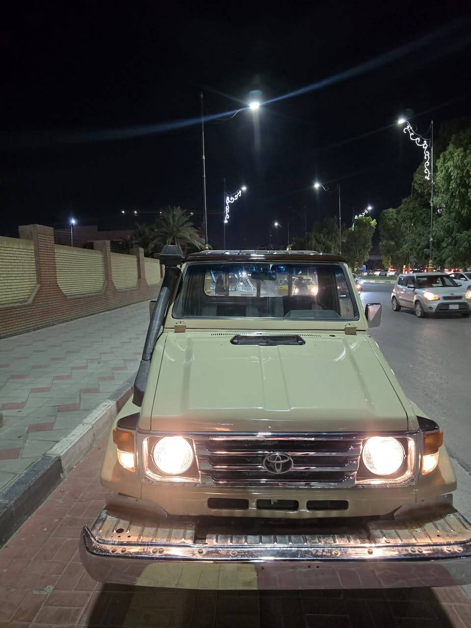 يا الله اخوان ال يدور جديد هذا جديد الي يدور ملزكه ومصبوغه وخايسه اكو كلشي بالسوك هاي السياره مكلف بنشرهة لأخويه جان عنده هوايه بيهة وعمرهة من الصفر وعنده فديوات وصور تثبت صلخهة وشد قطعه قطعه ماكو شي بالسياره مو جديد كير مكينه حداديه مكلفه فوك المليون بس القماره انصبغت بدي حديث استيراد مال ٢٠٢٤ زيرو بدون صبغ سعرهة ١٨ ورقه رقم ديالى بأسمنه رقم دولي قبل اسبوع صدر رقم وسنويه وسعر مناسب امانة الله مكلفه عابره اذا اكلكم يجوز تكولون مو صحيح اخوان السعر مناسب بيع سريع ٨٠ ورقه ***********

