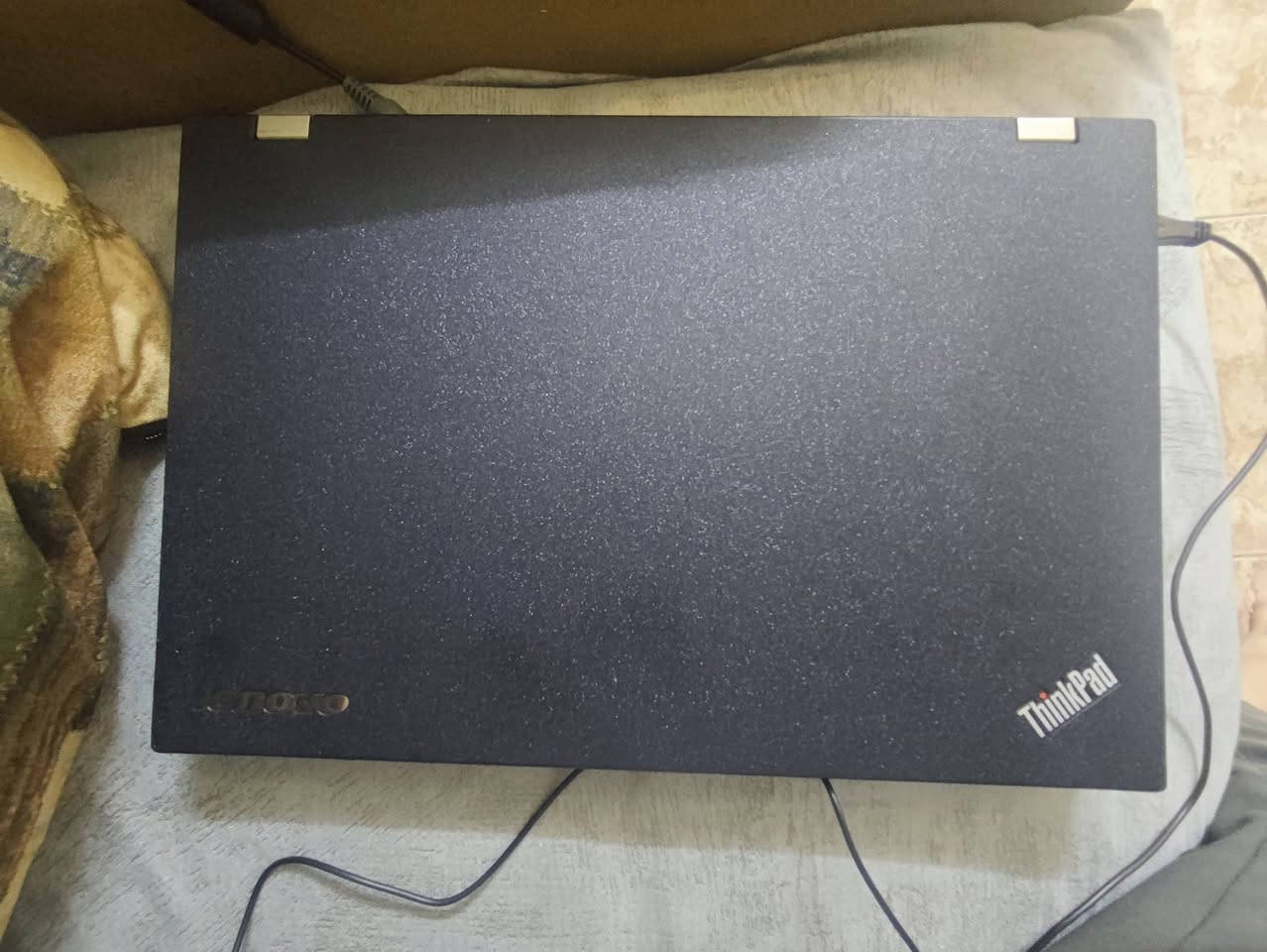 💻 Lenovo سلا عليكم  للبيع
المواصفات:
Intel Core i5-3210M الجيل الثالث
RAM 8GB
Intel HD Graphics 4000
Windows 10 Pro 64-bit
DirectX 12
SSD 256GB 
مناسب للأوفيس وExcel والدراسة والتصفح والبرامج المكتبية
🔋 البطارية تدوم تقريبًا ساعتين
🎁 يأتي مع الجهاز:
كيبورد خارجي هدية
2 ماوس
الشاحن
جنطة لابتوب
وصل ضمان لمدة سنة سوفت وير + هارد وير
💰 السعر: 150,000 دينار 
📍 الموقع: بغداد، الأمين الثانية
📞 للتواصل: ***********
