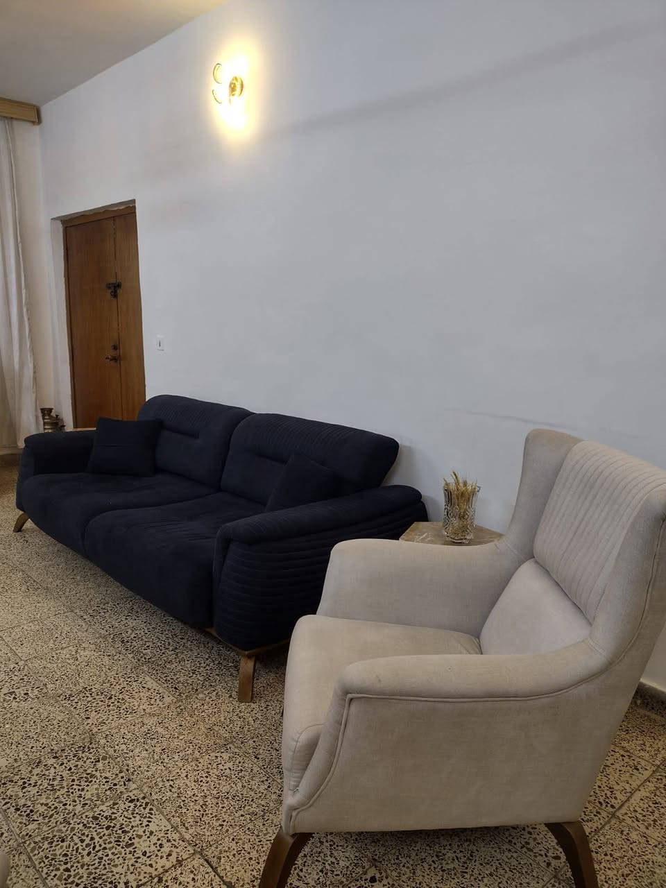 يالله 🛋️ تخم قنفات 10 مقاعد للبيع

✨ جديد جداً
✅ بدون أي ضرر أو عيوب
💰 السعر: 700 ألف دينار 
📍 بغداد – السيدية
📞 ***********
