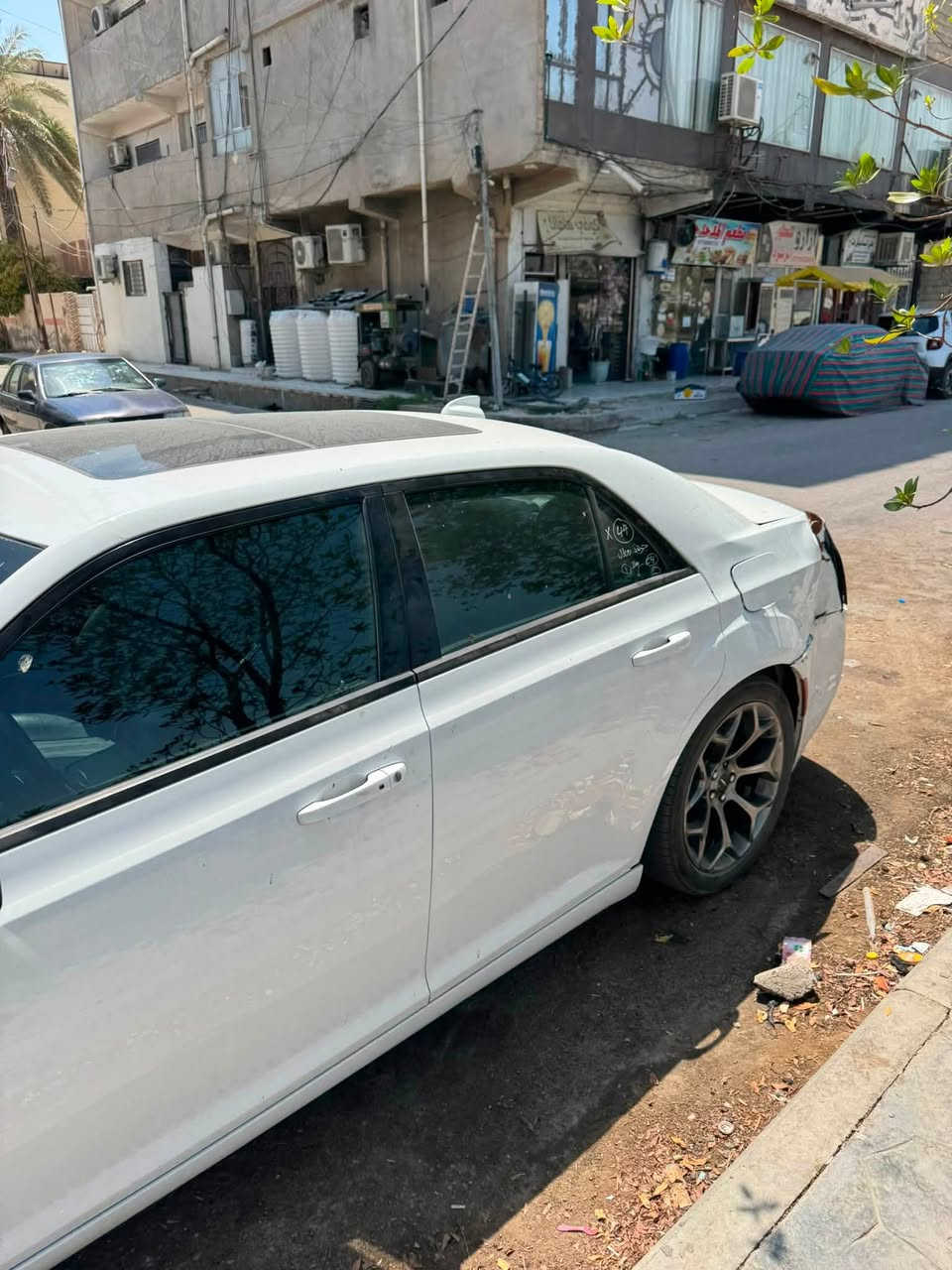السلام عليكم...اوباما للبيع 2021ايرباك فقط بردا كتاب ضباط دخول جديد الرقم مشمول لكل المحافظات ومرقم  السياره فول مواصفات S ماشيه 46 بيع ع حادثها تحتاج فقط سمكره بدون  نقص صور الحادث موضحه بالمنشور ***********
