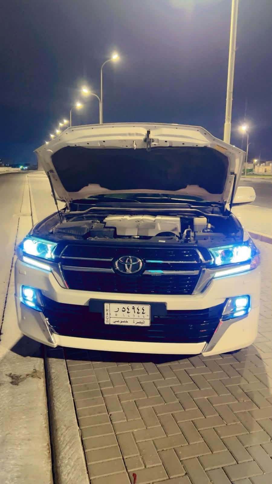 🚘 للبيع Toyota Land Cruiser GXR 2016
الموديل: 2016
الفئة: GXR
الممشى: 160,000 كم
السيارة كلين تايتل
السيارة نظيفة وجاهزة 
السيارة صار شهر محولها رقم جديد سنوية جديدة باسمي
💰 السعر: 45,500$
قابل للتفاوض بالمعقول .

📍 الموقع: البصرة
الرقم للأستفسار ***********
