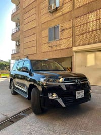 Toyota Land Cruiser 2021 V6 4.0 المواصفات 1/1 شركة SAS الي معروفه مواص...
