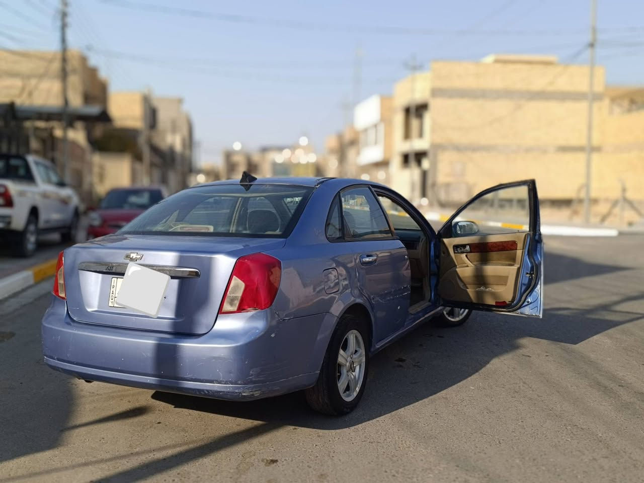 السلام عليكم اوبترا 2005 سياره مصبوغة عام للجماليه بدون حادث السيارة بأسمي سنويه لل27 كير اوتوماتيك رقم كربلاء مميز داخل بيجي تبريدها شغال بس عوزه غاز السياره بيه نواقص بسيطه السعر 53 وبيها مجال مكان السياره كربلاء للاستفسار الاتصال على الرقم ***********
