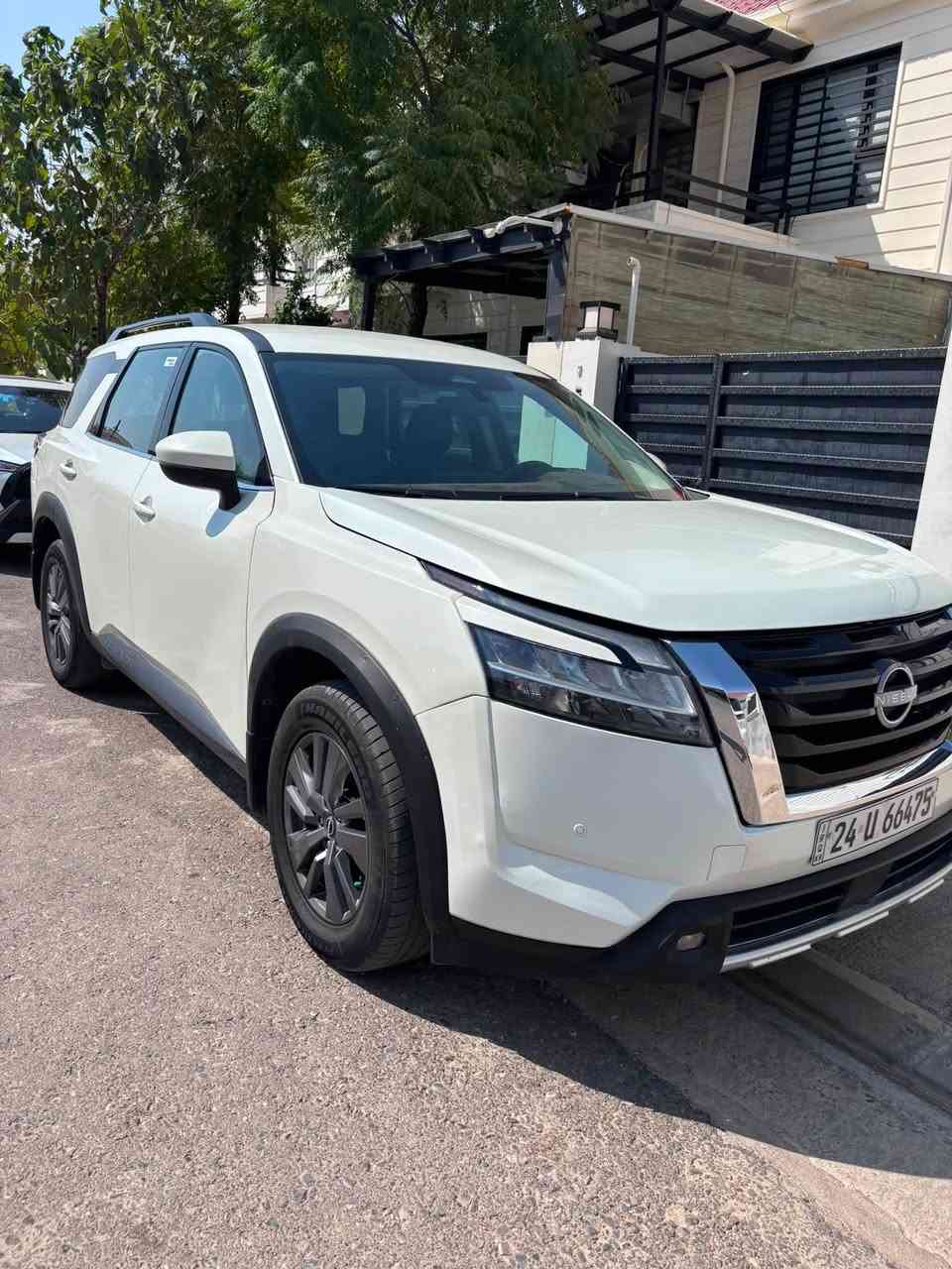 نيسان باثفندر
موديل 2022 مواصفات sv دبل اكسل 

ماشية 77 الف كيلو 

ضررها جاملغين وبوند بدون دواخل ارباك ستيرن وبردة 

كير محرك تبريد كهربائيات كلها بشرط 

رقم دهوك 

مكاني اربيل السعر 218 ورقة 

***********

***********
