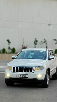 جراند شيروكي • ٢٠١٢ • وارد امريكي