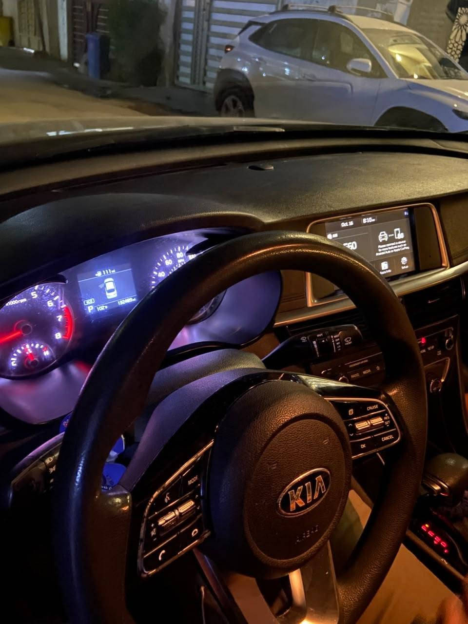 🚘 للبيع Kia Optima 2020 🇺🇸
✨ المواصفات:
• وارد أمريكي 🇺🇸
• موديل 2020
• اللون: أسود 🖤
• الحالة: جيدة جداً
• محرك اقتصادي وأداء ممتاز
• قير أوتوماتيك
• دفع أمامي
• 5 مقاعد
• شاشة
• كاميرا خلفية
• مثبت سرعة
• Apple CarPlay & Android Auto
• أنظمة أمان ومواصفات مريحة للقيادة

📄 المعلومات القانونية:
• السيارة باسمنا
• الرقم الدولي الجديد
• السنوية باسمنا
• التحويل يصير ثاني يوم ✅

💰 السعر: 140 وقابل للتفاوض البسيط

📍 بغداد – الدورة

📞 للاستفسار: ***********

السيارة جاهزة للفحص، والشراي يتفضل. 🌹
