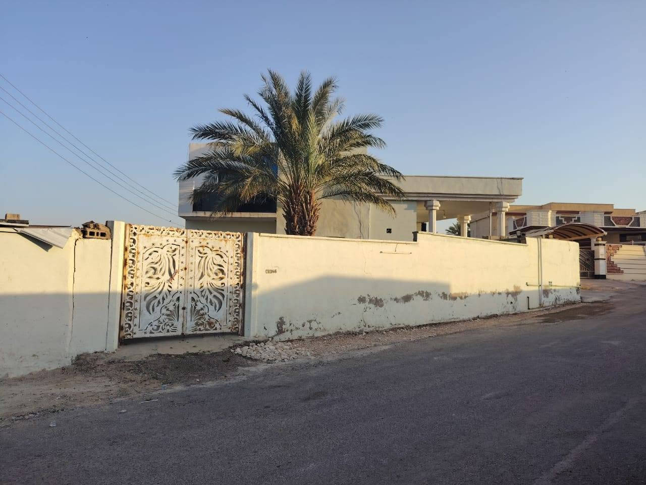 دار للبيع في حديثة خلف الكراج القديم قرب مدرسة الخولة
ركن على شارعين
طابو صرف سنة البناء ٢٠١٤
المساحة /435م
يتكون الدار من طابقين؛
الطابق الاول :
غرفتين نوم+ديوان +هول +مطبخ حار وبارد
وصحيات داخليه و خارجية
ومخزن خارجي+كراج العدد٢
الطابق الثاني::
غرفتين نوم
وصحيات
دار مطبك سيراميك الطابقين
السعر خاص
للاستفسار الاتصال على الرقم
***********
