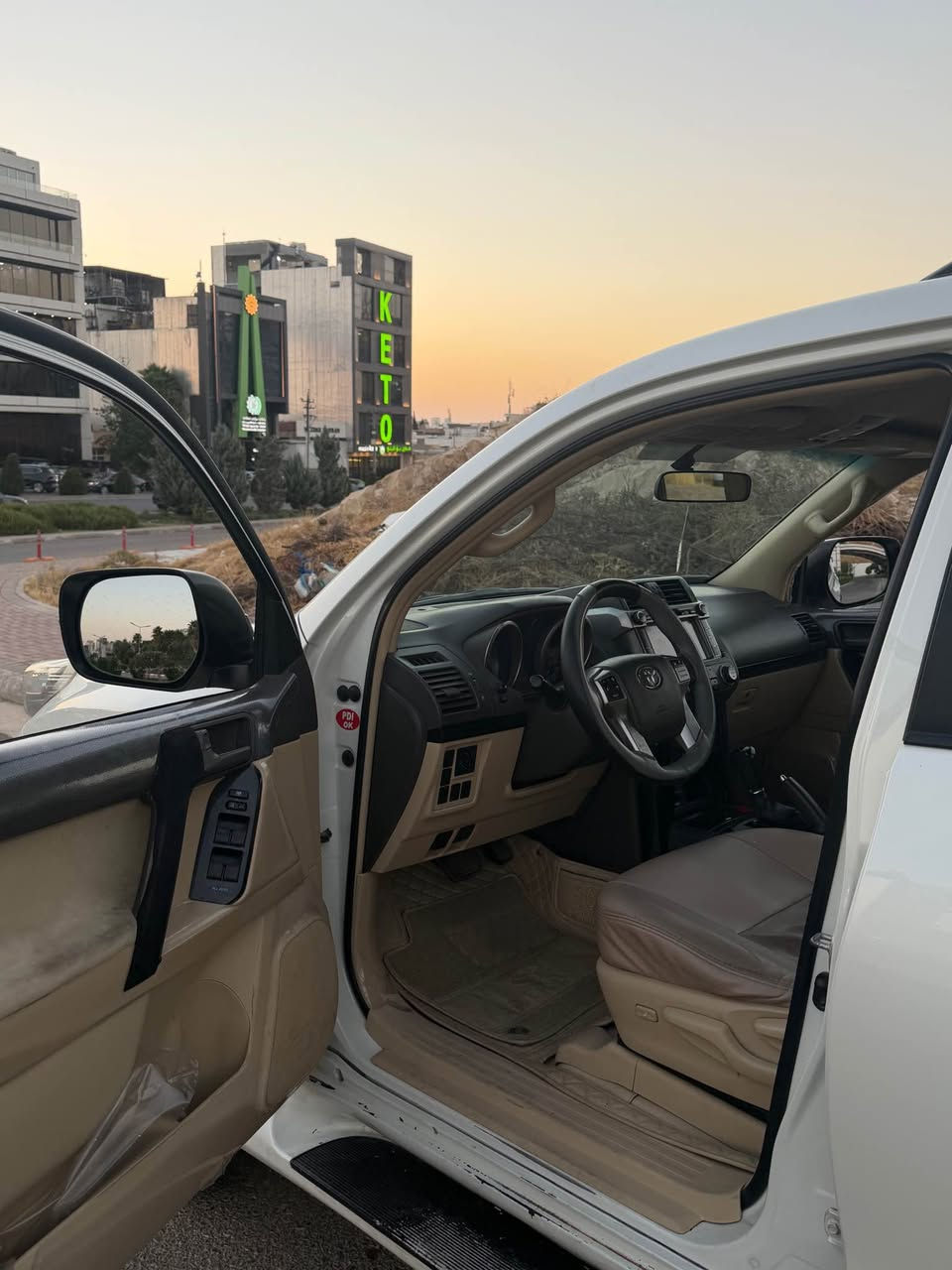 برادو TX.L • ٢٠١٤ • ١٠٩٠٠٠ كم