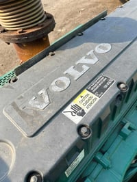 ڤالڤو • AVK 400 • ٦ سلندر