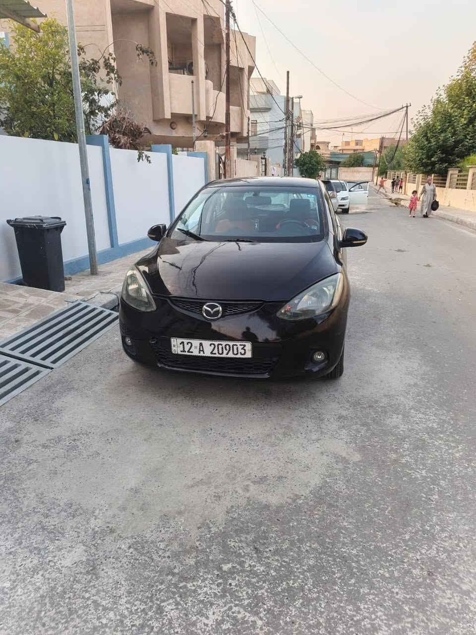 مكلف بل نشر 
🔥 للبيع مازدا زوم 2 موديل 2008 🔥
🚗 المحرك: 1.5 بنزين
⚙️ القير: أوتوماتيك
🔧 4 سلندر
🚘 5 أبواب
⛽ اقتصادية جداً بالوقود
❄️ تبريد وتدفئة
🎵 مسجل وصوتيات وشاشة اصلية وكاميرا
🔑 مفتاح أصلي
🛞 تايرات جيدة
صبغ عام اثر شجرة على السقف 
التكم سليمة بشرط
✨ سيارة عملية، خفيفة، واقتصادية ومناسبة للمدينة والاستخدام اليومي.
📌 السيارة جاهزة للفحص من قبل المشتري بأي مكان يختاره.
💰 السعر: [45$]
📍 المكان: [موصل ايسر]
📞 للاستفسار: ***********
