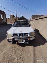 نيسان للبيع موديل 2002 شاصي مكفول گير مكفول محرك بي خيط تبخير الرقم 07...