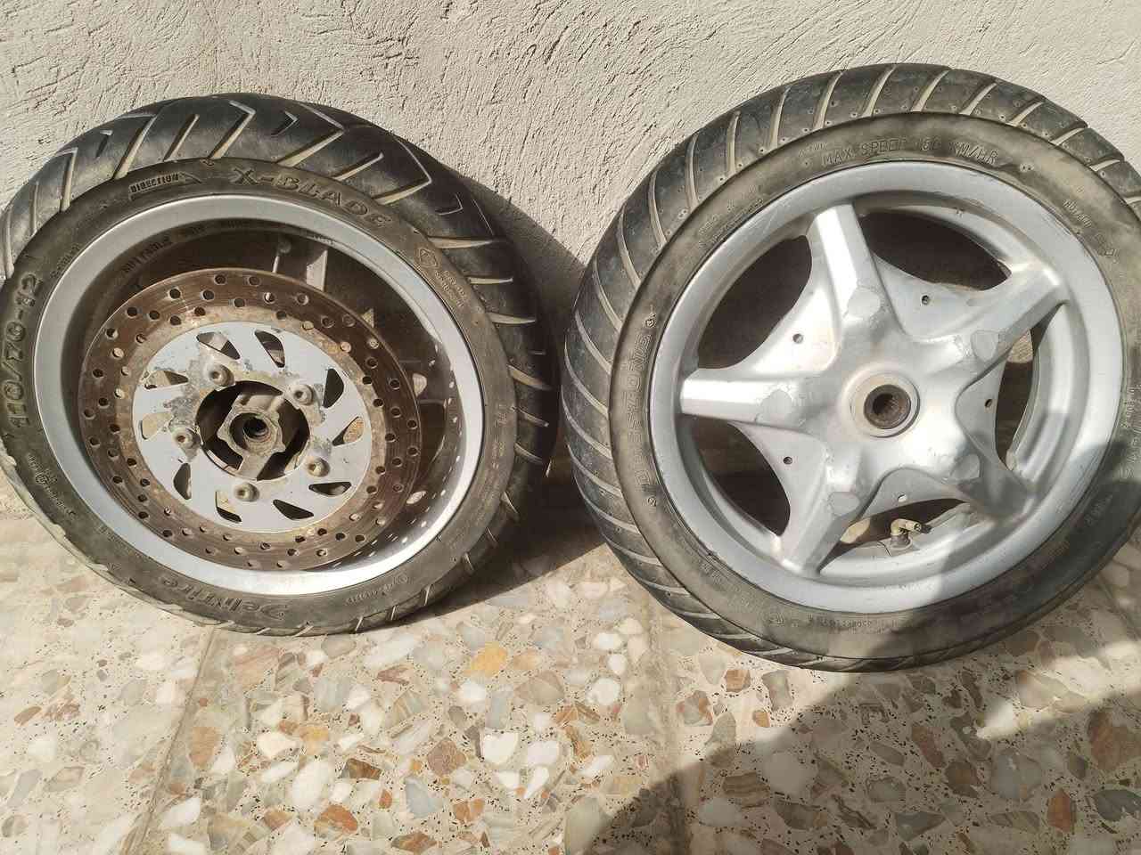 تايرات • سكنس • مكفولة